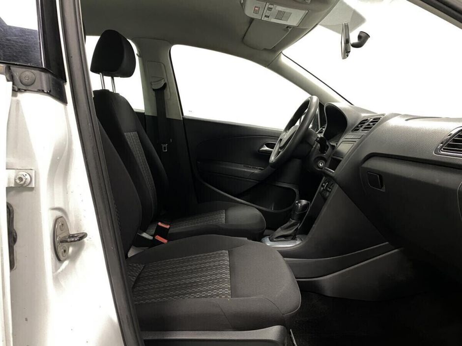 Volkswagen Polo, 1.6 л, АТ, 2019 фото 14
