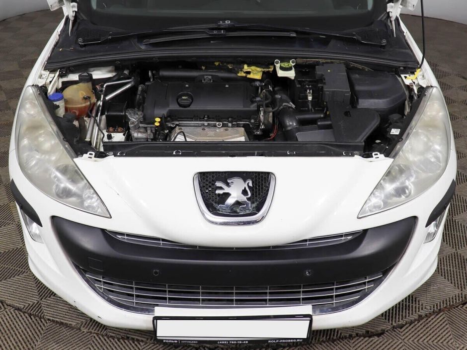Peugeot 308, 1.6 л, АТ, 2010 фото 1