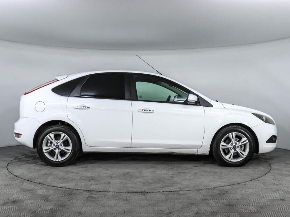 Ford Focus, 1.6 л, АТ, 2010 фото 6