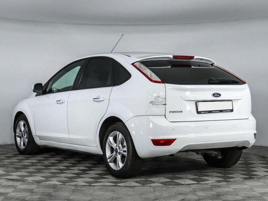 Ford Focus, 1.6 л, АТ, 2010 фото 9