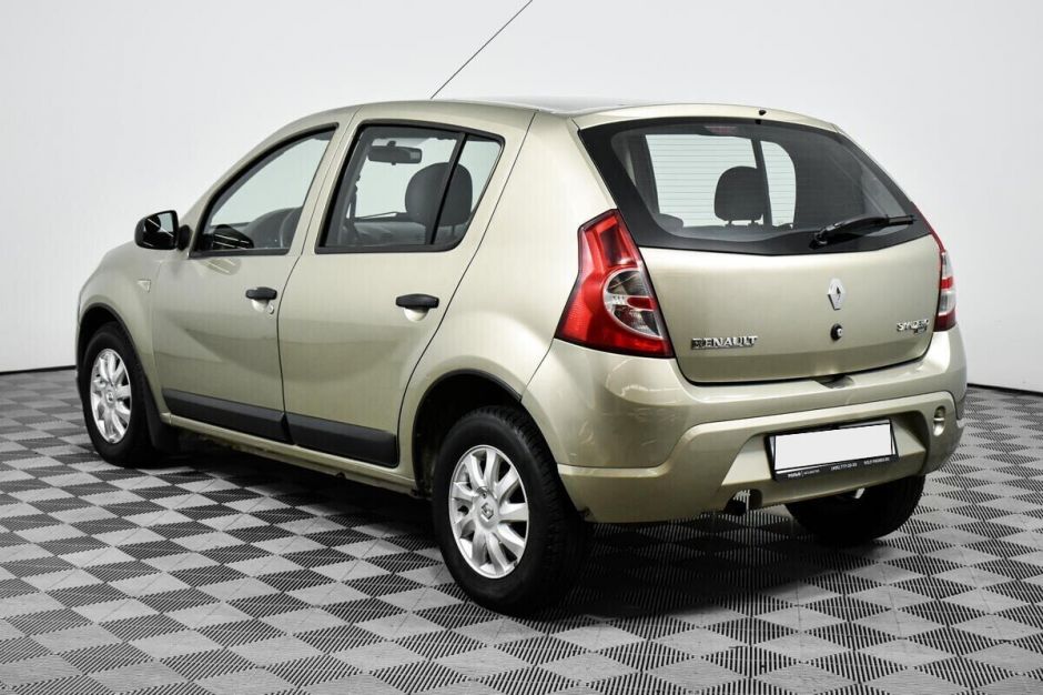Renault Sandero, 1.6 л, АТ, 2011 фото 9