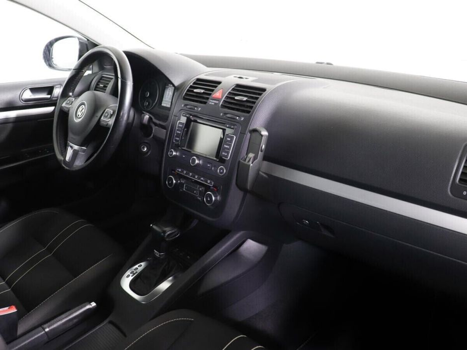 Volkswagen Jetta, 1.4 л, Робот, 2010 фото 11