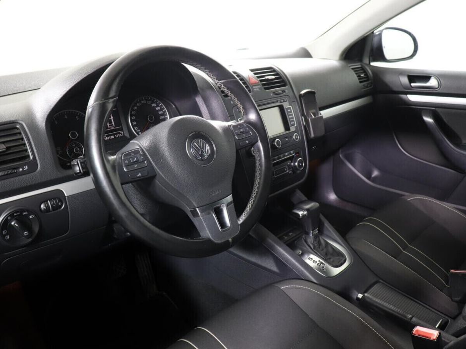 Volkswagen Jetta, 1.4 л, Робот, 2010 фото 2