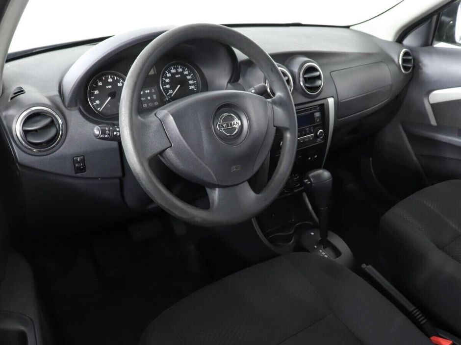 Nissan Almera, 1.6 л, АТ, 2014 фото 11