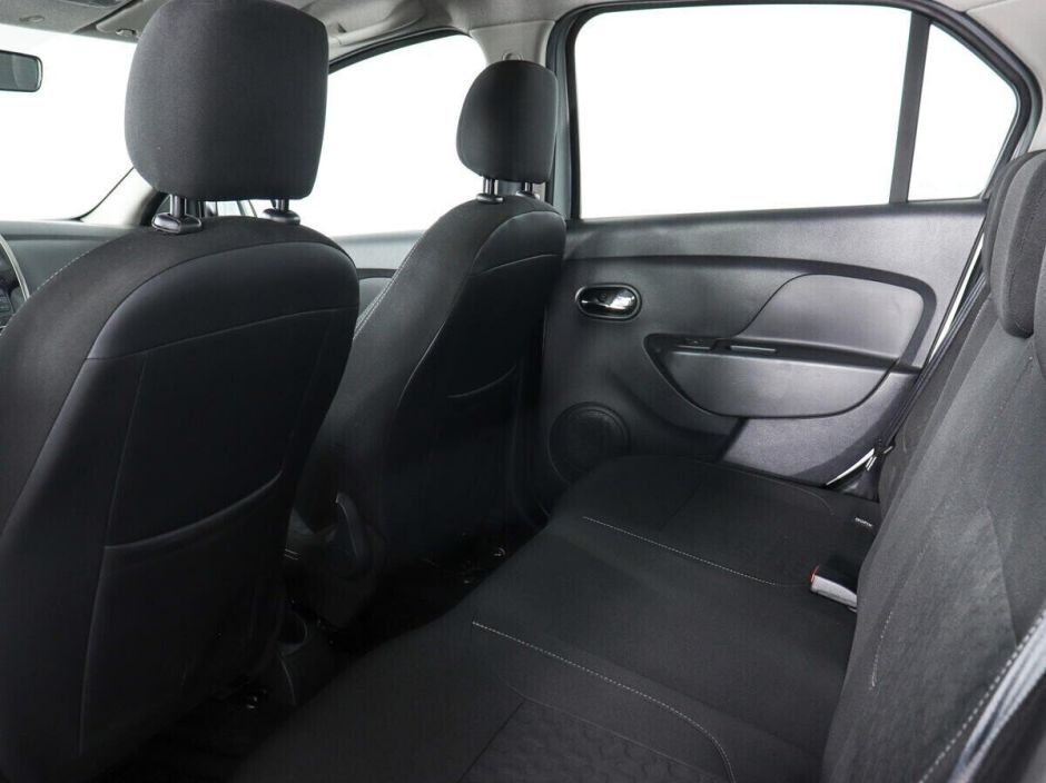 Renault Logan, 1.6 л, МТ, 2014 фото 2