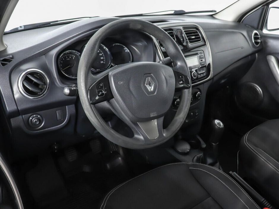 Renault Logan, 1.6 л, МТ, 2015 фото 11
