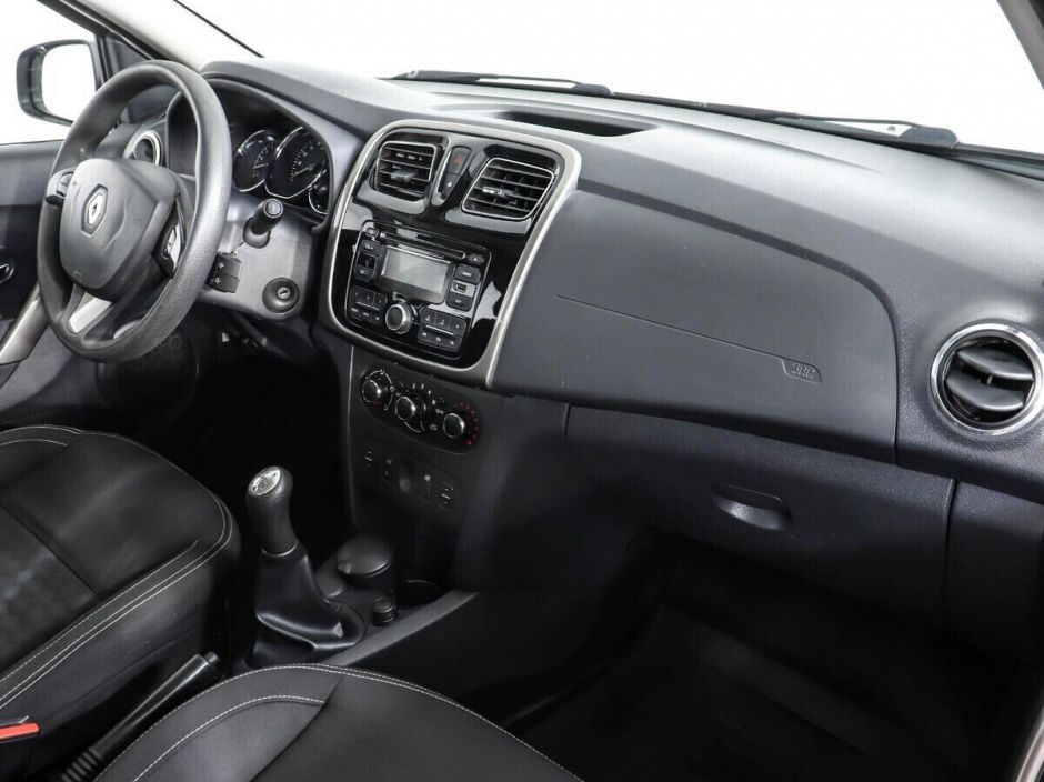 Renault Logan, 1.6 л, МТ, 2015 фото 12
