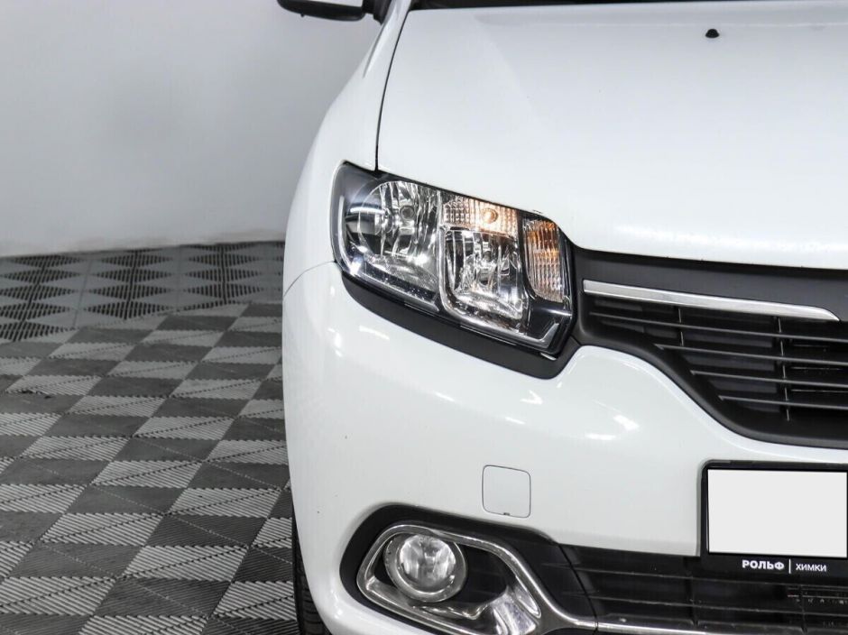 Renault Logan, 1.6 л, МТ, 2015 фото 1