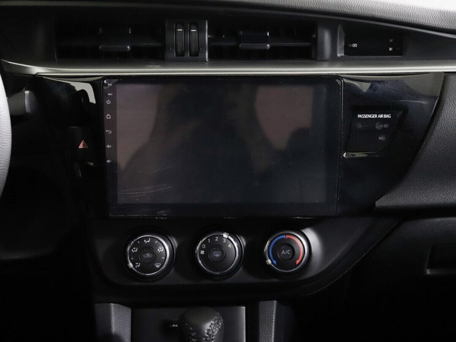 Toyota Corolla, 1.6 л, Вариатор, 2016 фото 2