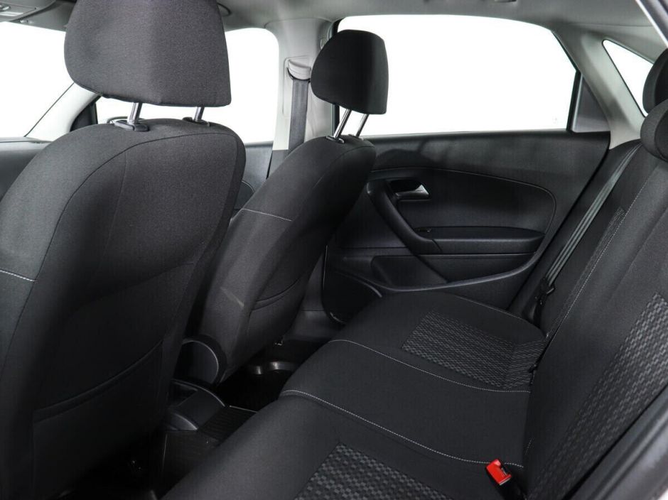 Volkswagen Polo, 1.6 л, АТ, 2016 фото 1