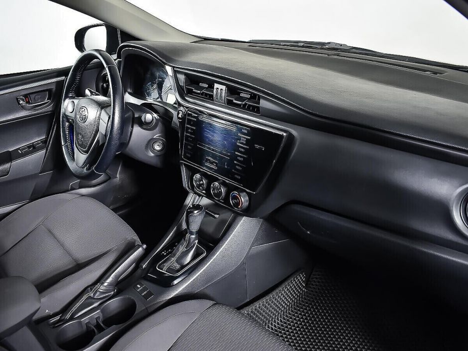 Toyota Corolla, 1.6 л, Вариатор, 2016 фото 13