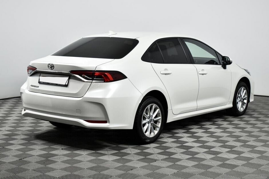Toyota Corolla, 1.6 л, Вариатор, 2019 фото 7