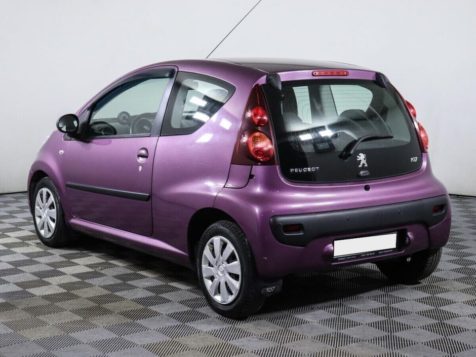 Peugeot 107, 1.0 л, Робот, 2012 фото 9