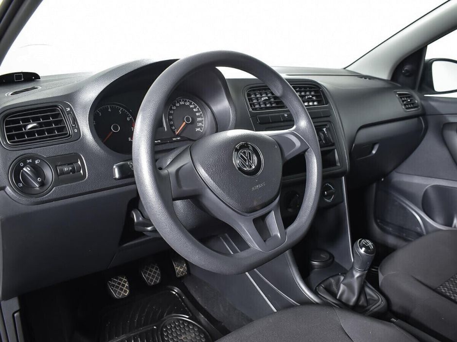 Volkswagen Polo, 1.6 л, МТ, 2018 фото 17