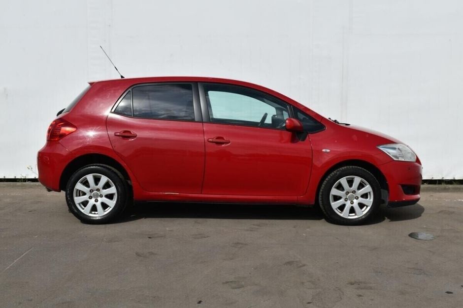 Toyota Auris, 1.6 л, Робот, 2008 фото 6
