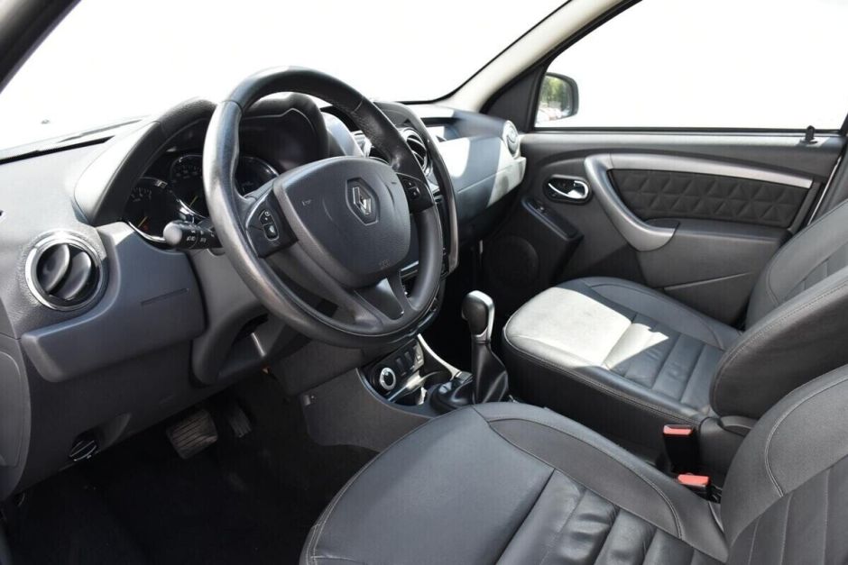 Renault Duster, 2.0 л, АТ, 2017 фото 15