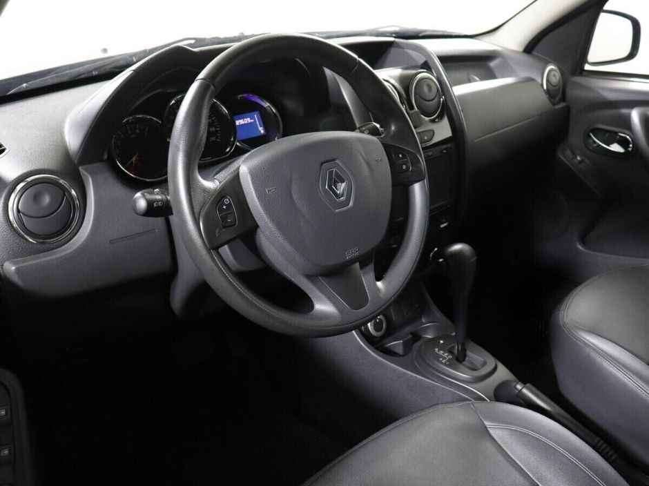 Renault Duster, 2.0 л, АТ, 2015 фото 2