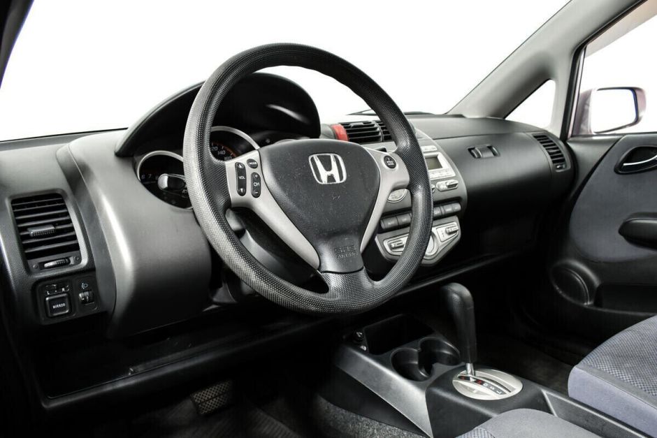 Honda Jazz, 1.3 л, Вариатор, 2008 фото 2