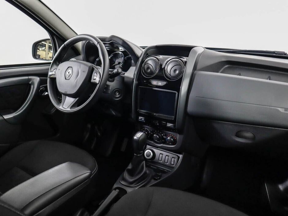 Renault Duster, 2.0 л, АТ, 2018 фото 11