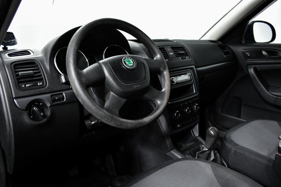 Skoda Yeti, 1.2 л, МТ, 2012 фото 1