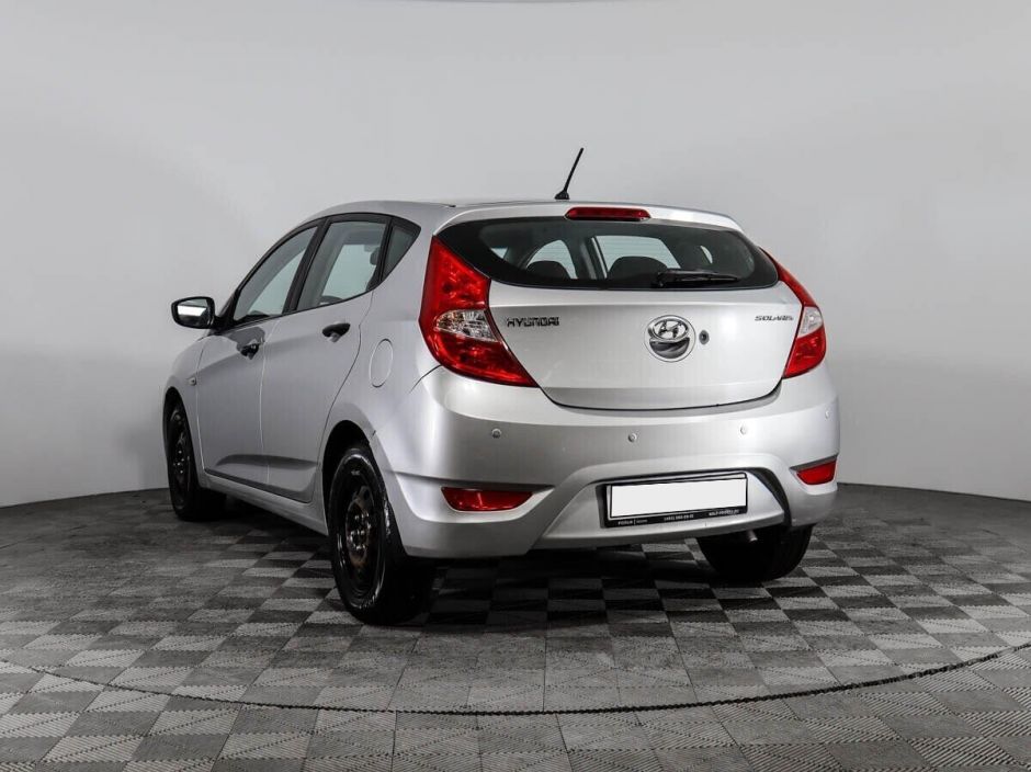 Hyundai Solaris, 1.4 л, АТ, 2012 фото 9