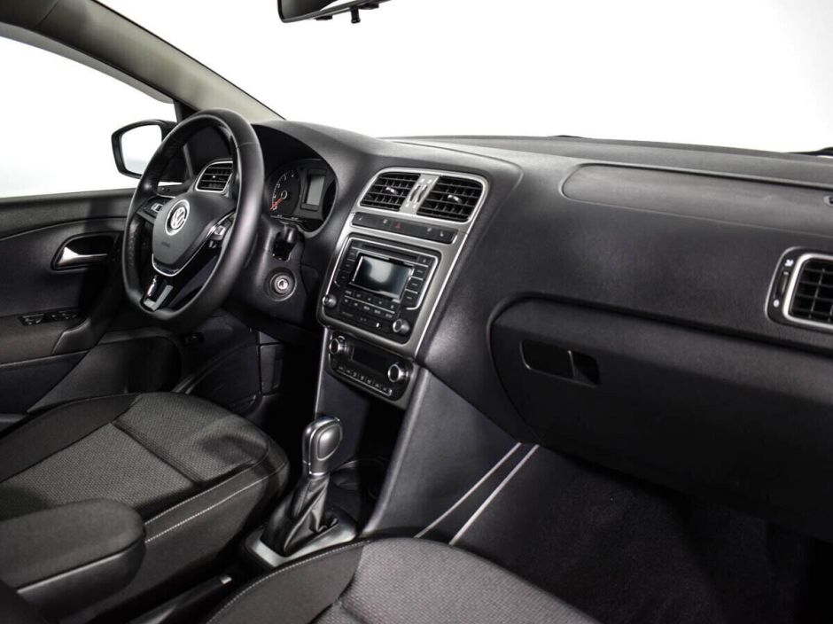 Volkswagen Polo, 1.6 л, АТ, 2018 фото 11