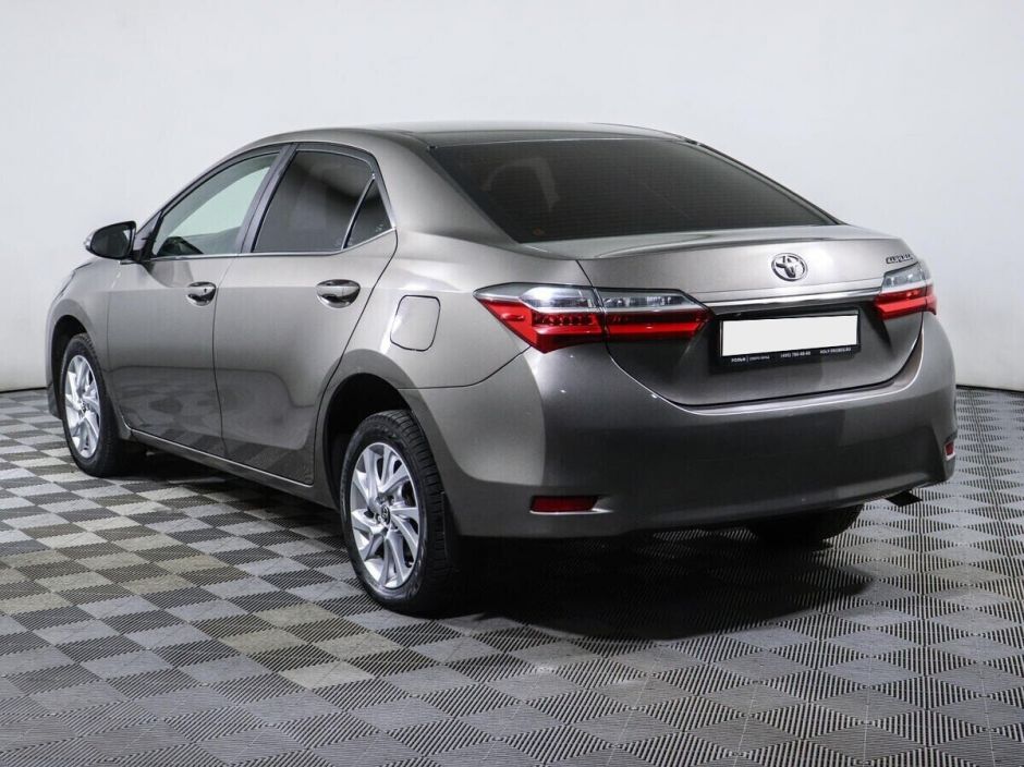 Toyota Corolla, 1.6 л, Вариатор, 2016 фото 9