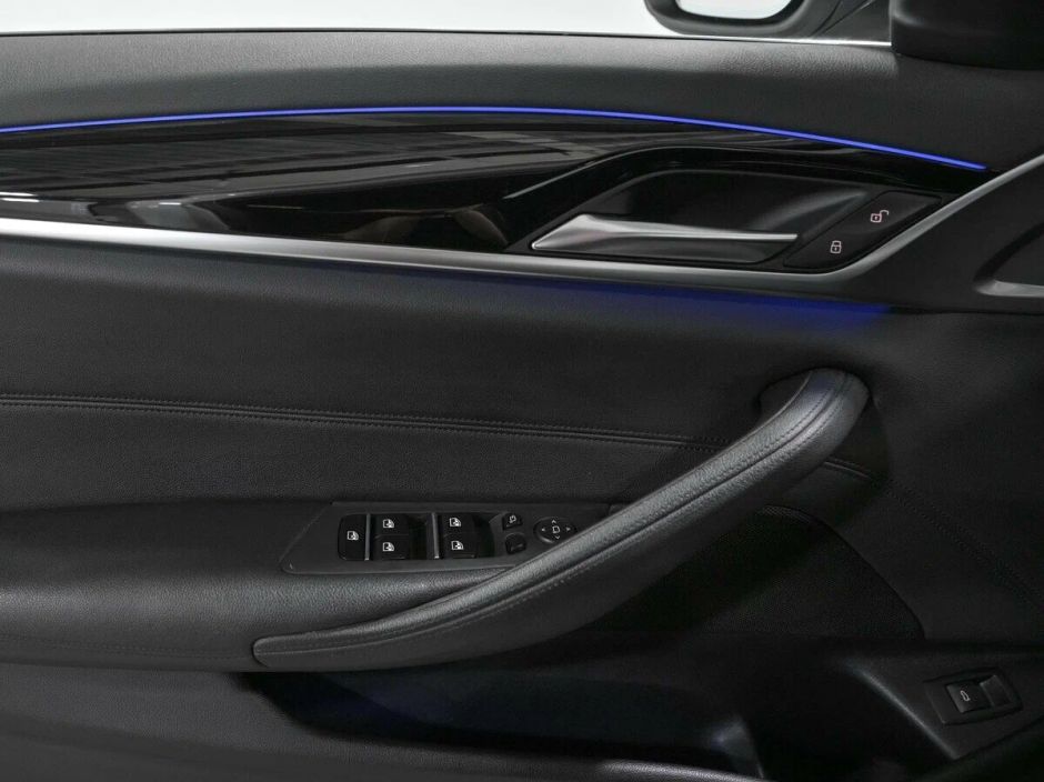 BMW 5 серии, 2.0 л, АТ, 2018 фото 13