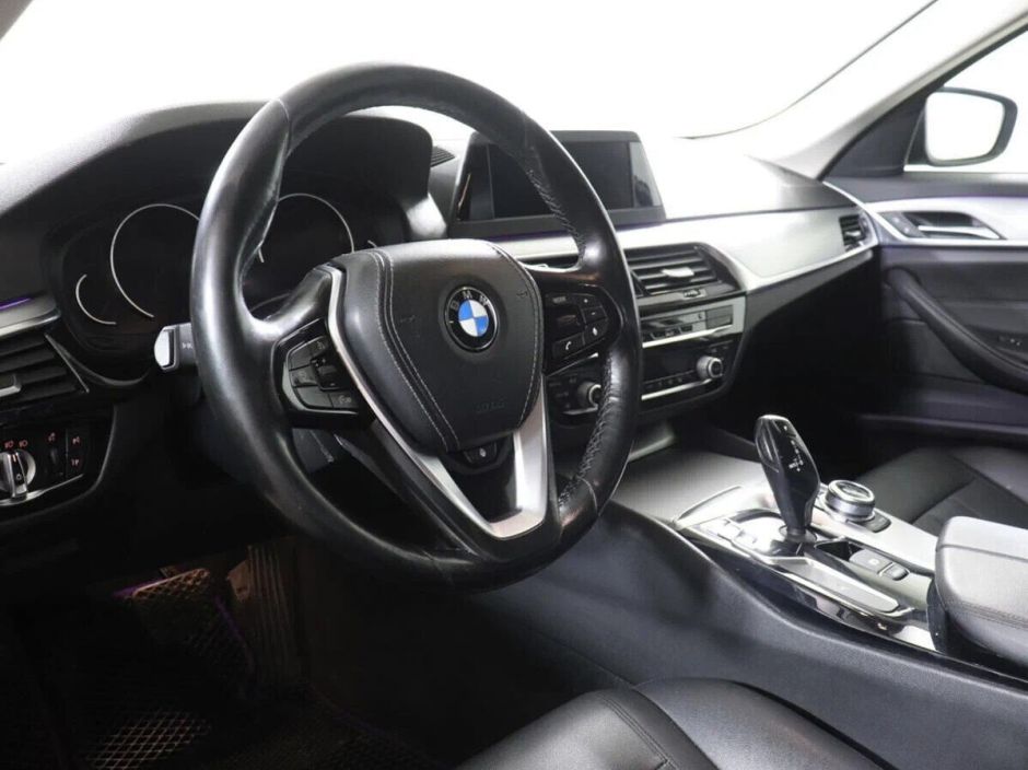 BMW 5 серии, 2.0 л, АТ, 2017 фото 7