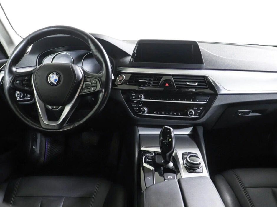BMW 5 серии, 2.0 л, АТ, 2017 фото 8