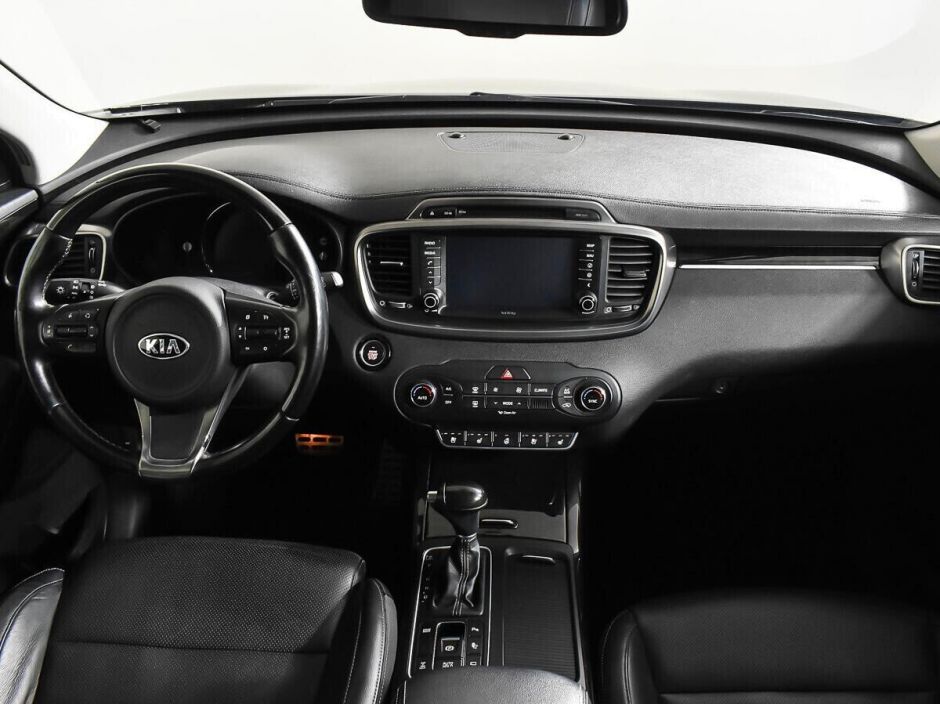 Kia Sorento, 2.2 л, АТ, 2016 фото 8