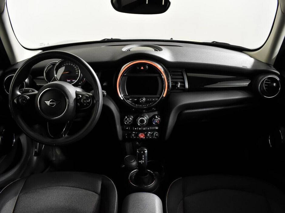 MINI Hatch, 1.5 л, Робот, 2018 фото 10