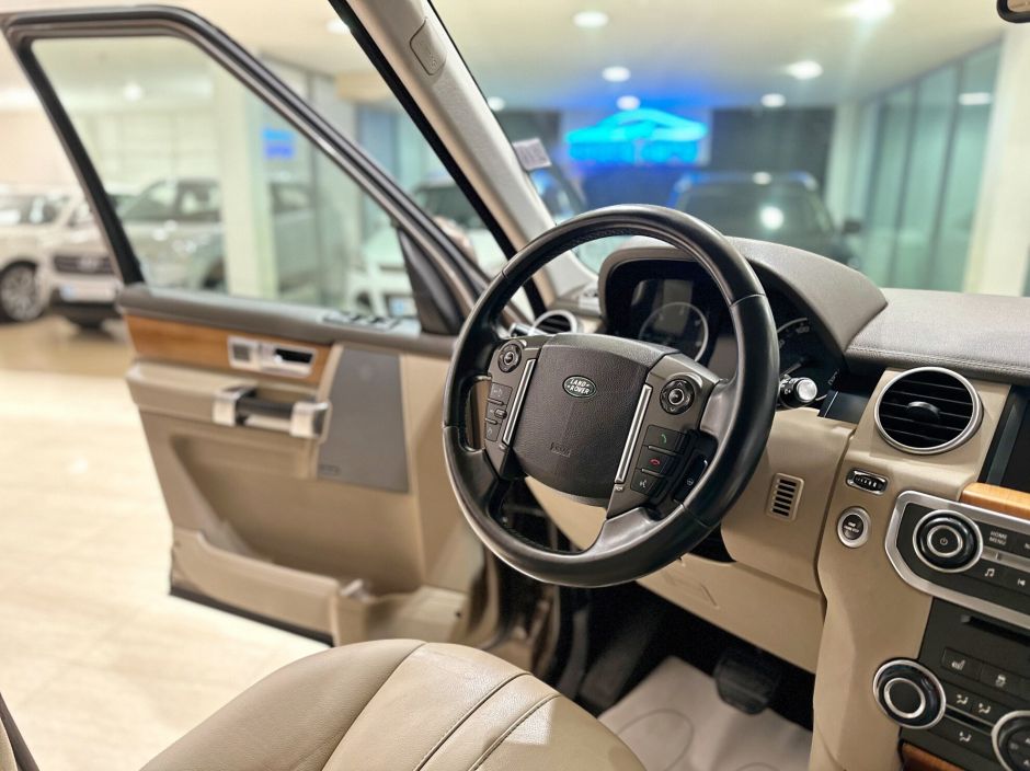 Land Rover Discovery, 3.0 л, АТ, 2012 фото 18