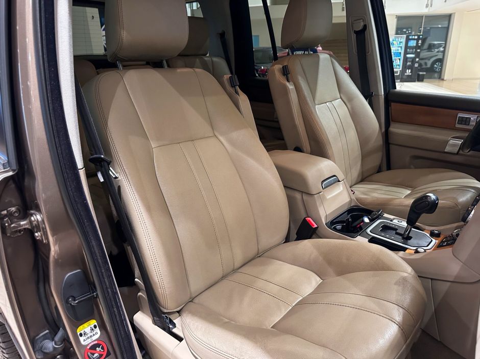 Land Rover Discovery, 3.0 л, АТ, 2012 фото 2