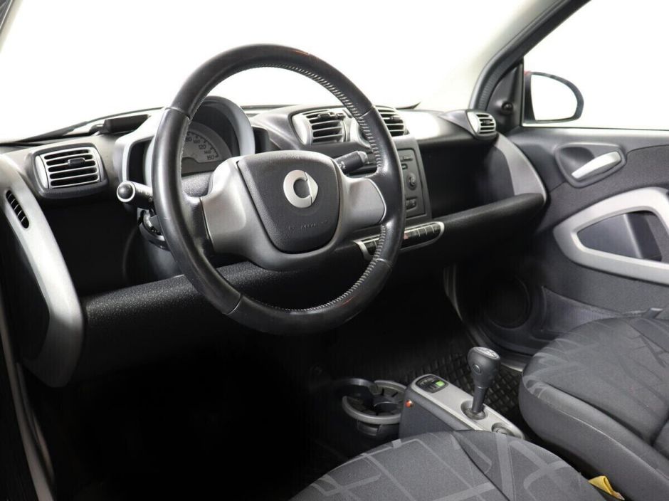 Smart Fortwo, 1.0 л, Робот, 2009 фото 7