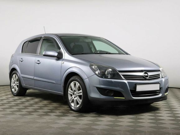 Opel Astra, 1.8 л, МТ, 2010 фото 4