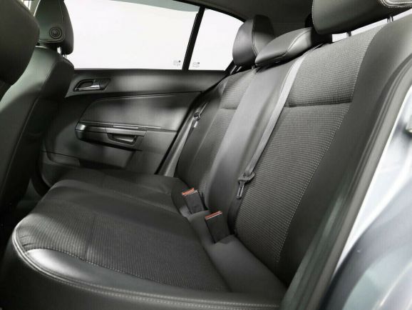 Opel Astra, 1.8 л, МТ, 2010 фото 1