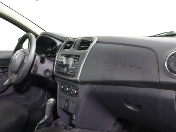 Renault Logan, 1.6 л, МТ, 2014 фото 2