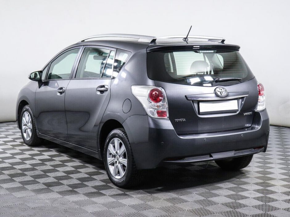 Toyota Verso, 1.8 л, Вариатор, 2014 фото 6
