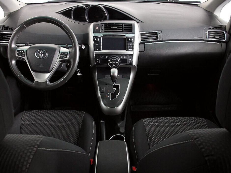 Toyota Verso, 1.8 л, Вариатор, 2013 фото 7