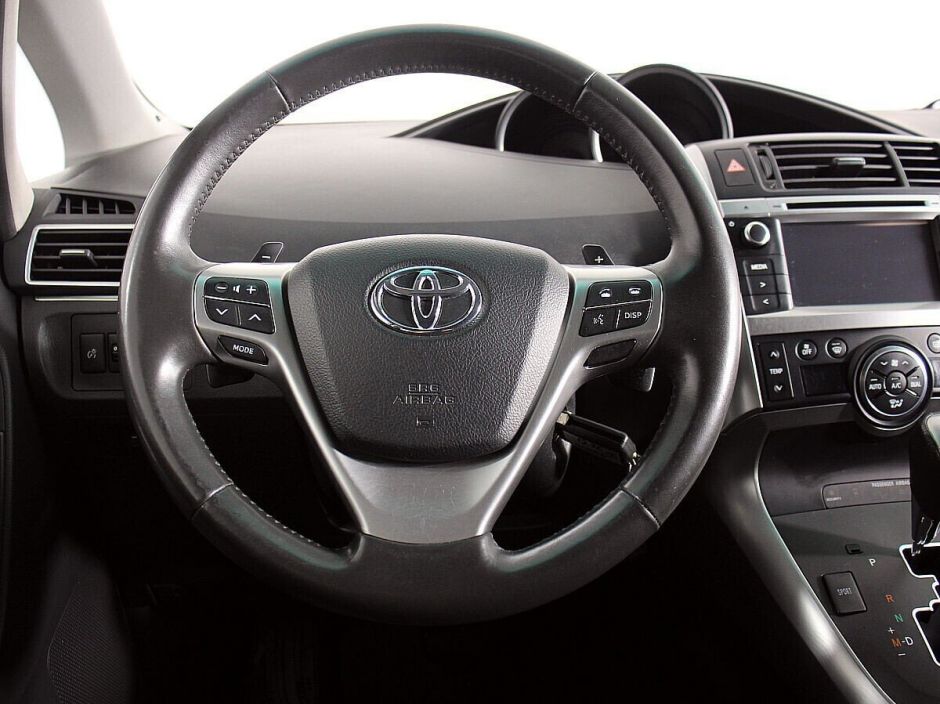 Toyota Verso, 1.8 л, Вариатор, 2013 фото 8