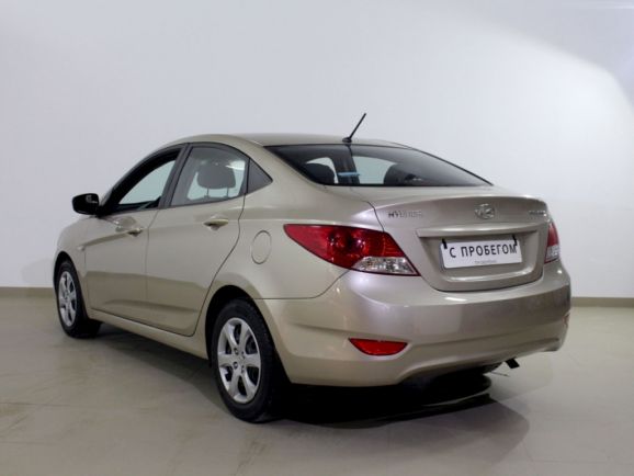 Hyundai Solaris, 1.6 л, АТ, 2012 фото 6
