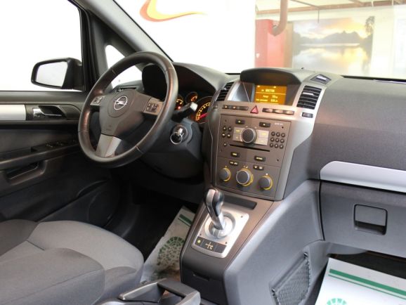 Opel Zafira, 1.8 л, Робот, 2006 фото 1