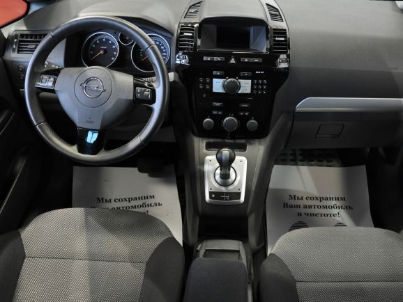 Opel Zafira, 1.8 л, Робот, 2011 фото 1