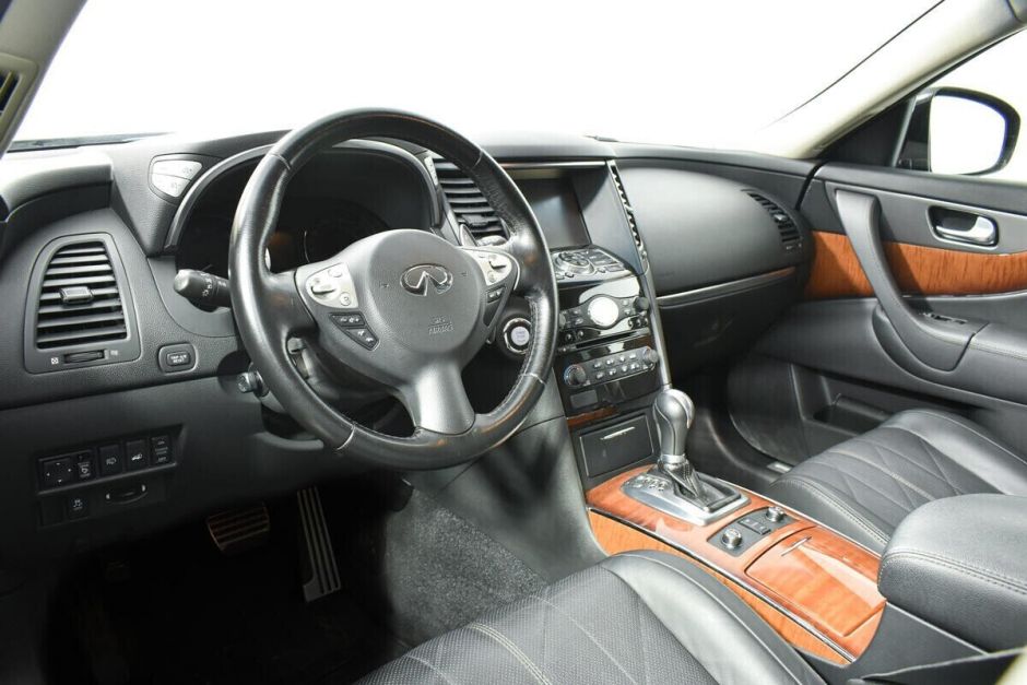 Infiniti QX70, 3.7 л, АТ, 2016 фото 7