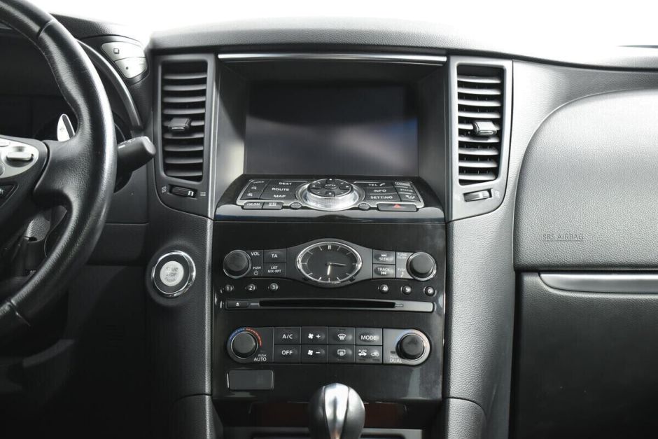 Infiniti QX70, 3.7 л, АТ, 2016 фото 9
