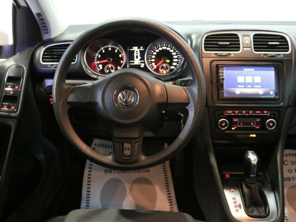 Volkswagen Golf, 1.6 л, Робот, 2012 фото 9