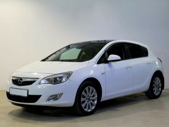 Opel Astra, 1.4 л, МТ, 2010 фото 3