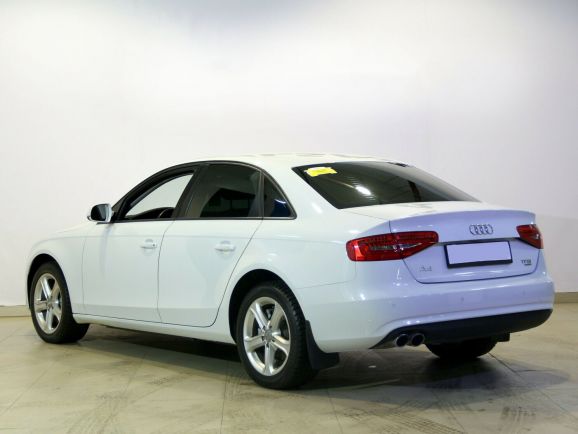 Audi A4, 1.8 л, Вариатор, 2013 фото 5