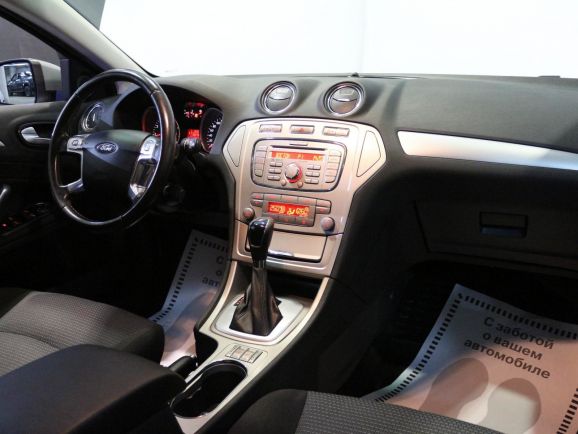Ford Mondeo, 2.3 л, АТ, 2010 фото 7